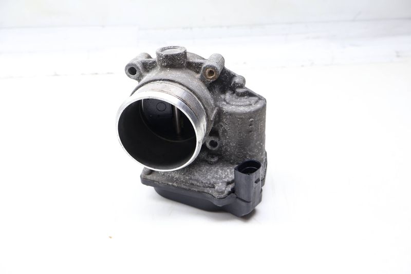 Throttle Body 06F133062T — Used (SKU 726072)
