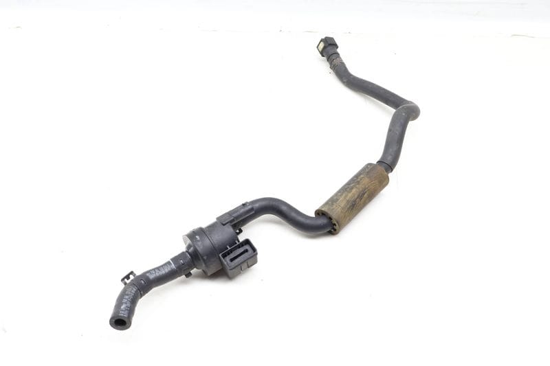 Vacuum / Breather Hose / Line 5Q0133366H — Used (SKU 633359)