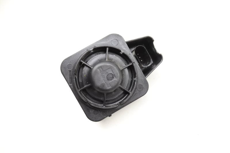 Anti-Theft Alarm Horn / Siren 5Q0951605A — Used (SKU 591481)