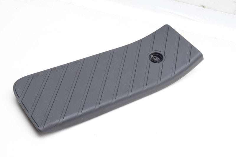 Dead Pedal / Foot Rest Cover 8W1864777 — Used (SKU 636268)