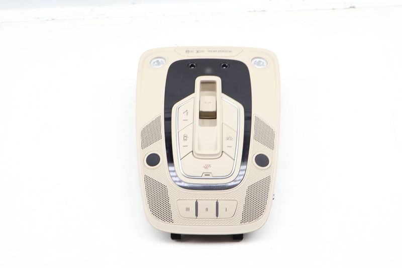Dome Reading Light / Sun Roof Switch 8W0947135CJ — Used (SKU 636140)