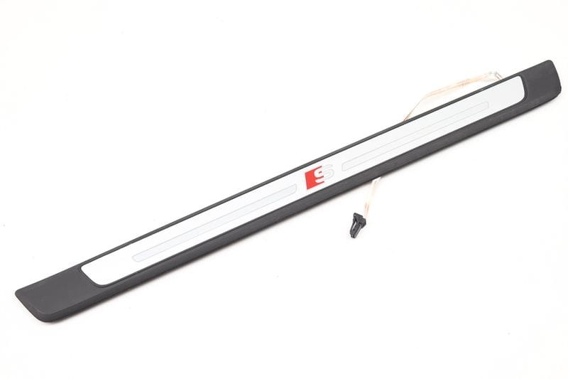 Door Sill / Scuff Panel / Light Bar (S) 8W0947418A — Used (SKU 591636)