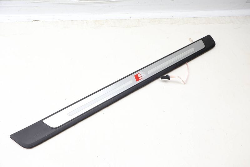 Door Sill / Scuff Panel / Light Bar (S) 8W0947418A — Used (SKU 636093)