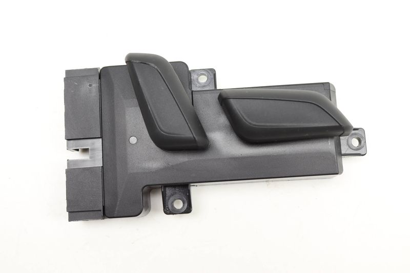 Seat Adjustment Switch 4M0959748 — Used (SKU 591392)
