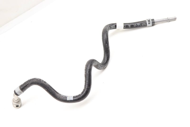 Fuel Hose / Line (SUPPLY) 8W0201215BB — Used (SKU 591736)