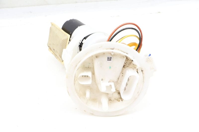 IN-Tank Fuel Pump Assembly 8W0919087J — Used (SKU 636198)