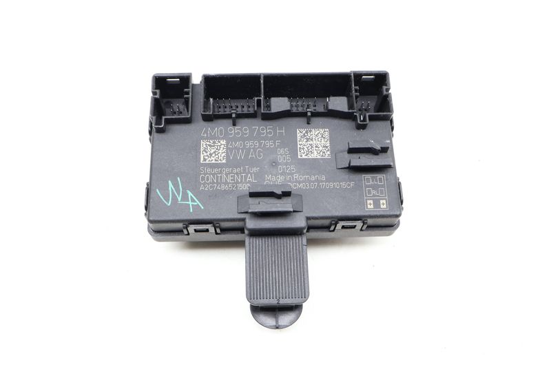 Door Control Module 4M0959795H — Used (SKU 636242)