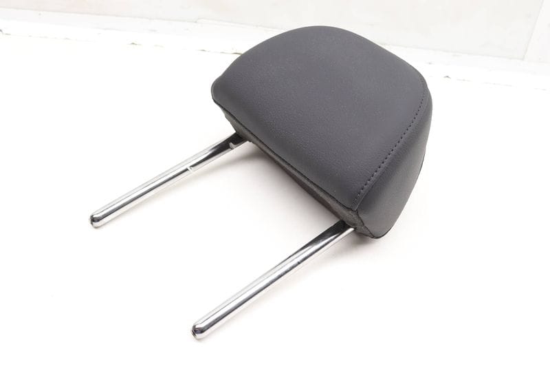 Headrest / Head Rest 8W0885901A — Used (SKU 591531)