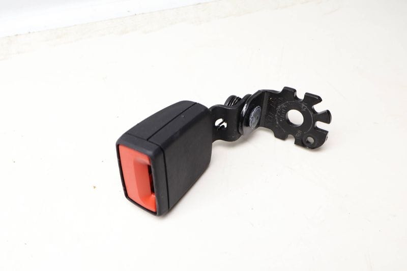 Seat Belt Buckle / Receiver 8W0857740C — Used (SKU 636123)
