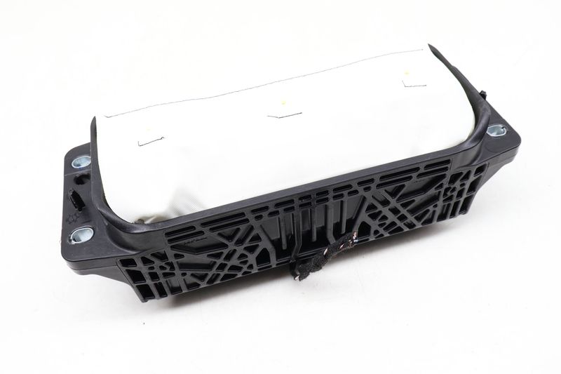 Dash Knee Panel Airbag / Air Bag 8W0880204J — Used (SKU 636225)