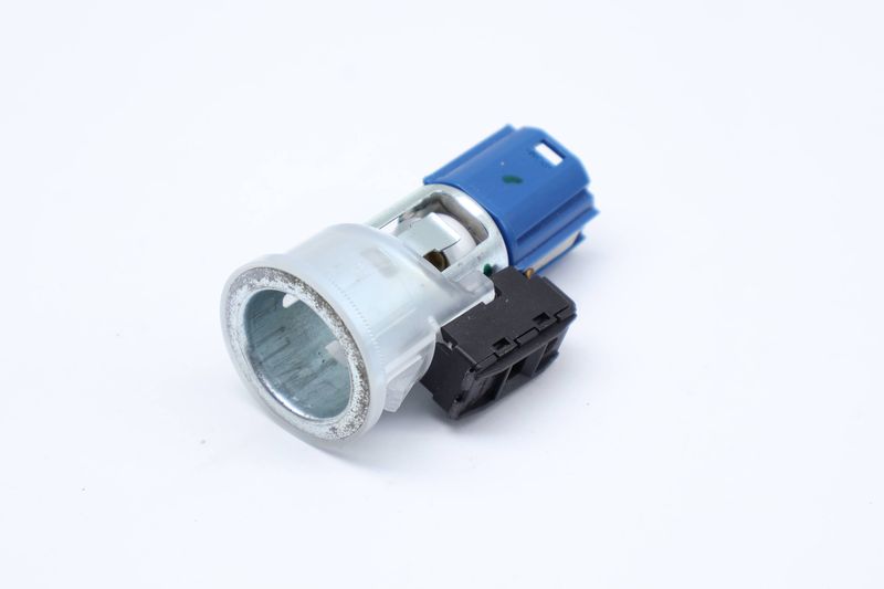 12V Power Outlet 4M0919309 — Used (SKU 678788)