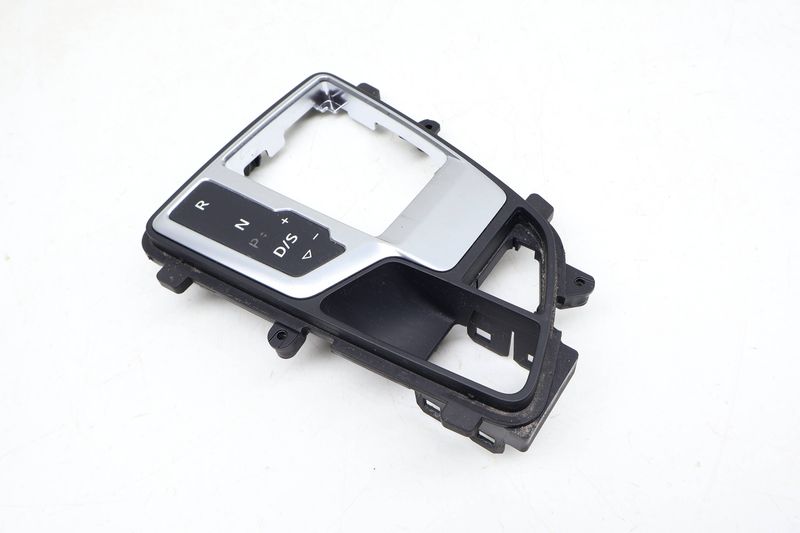 Automatic Shift Selector Cover / Circuit Board 8W1713111C — Used (SKU 678760)