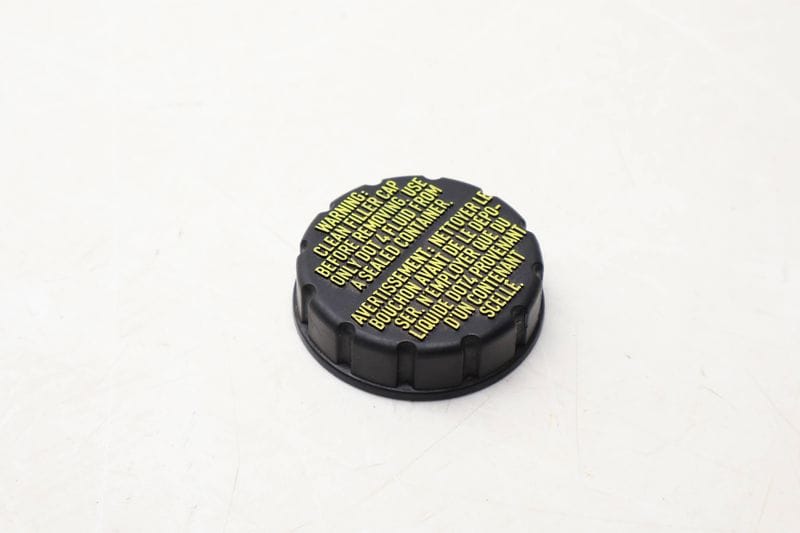 Brake Fluid Reservoir / Tank Cap 5Q0611349A — Used (SKU 648875)
