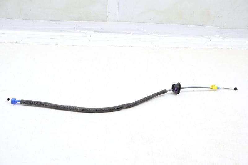 Interior Door Handle Release / Bowden Cable 8W6837085B — Used (SKU 678952)