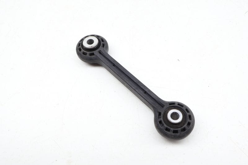 Sway Bar End Link 8K0411317D — Used (SKU 679024)