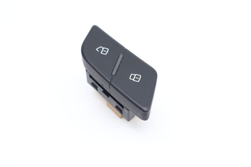 Door Lock / Unlock Switch 8W2962108B — Used (SKU 678822)