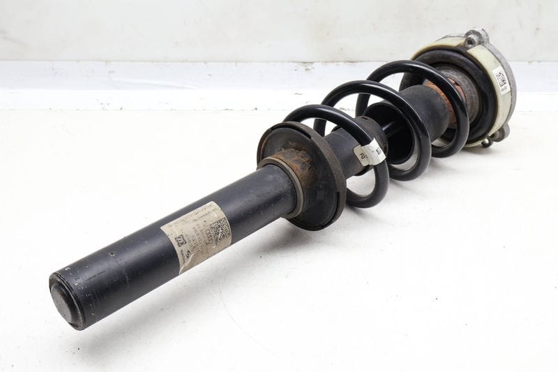 Strut / Shock Absorber Assembly 8W7413031J — Used (SKU 649109)