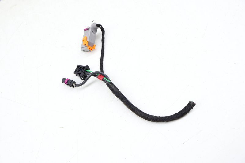 Instrument Cluster Wiring Connector / Pigtail — Used (SKU 678978)
