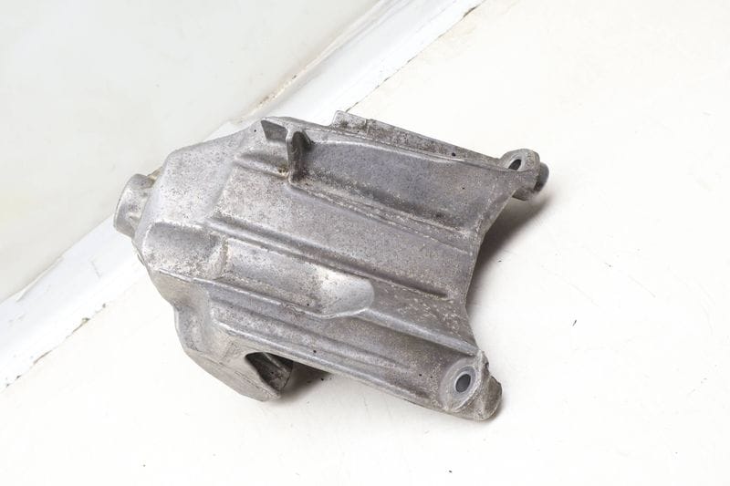 Engine / Motor Mount Bracket 4M0199307CB — Used (SKU 649102)