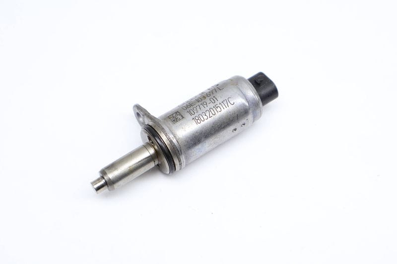 N205 Cam Valve / Camshaft Adjustment Solenoid 06E103697L — Used (SKU 678857)