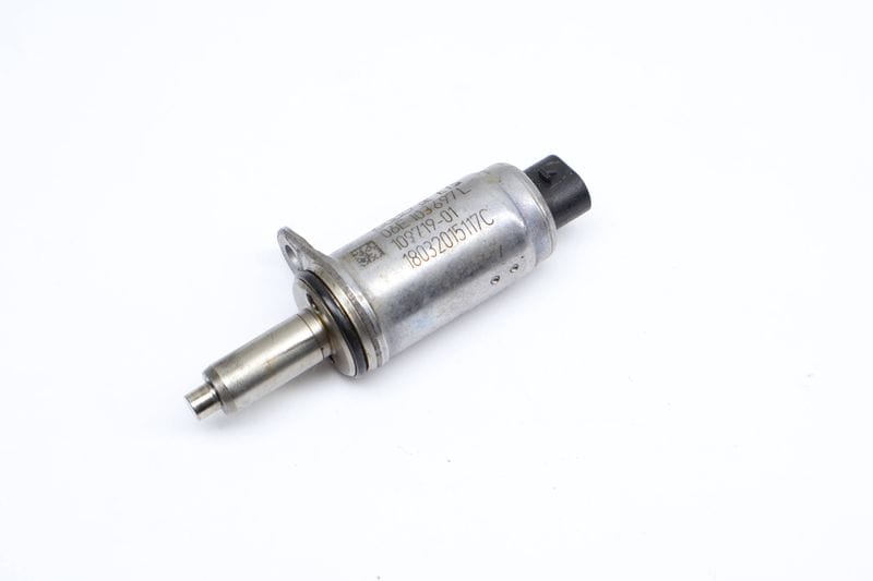 N205 Cam Valve / Camshaft Adjustment Solenoid 06E103697L — Used (SKU 678862)