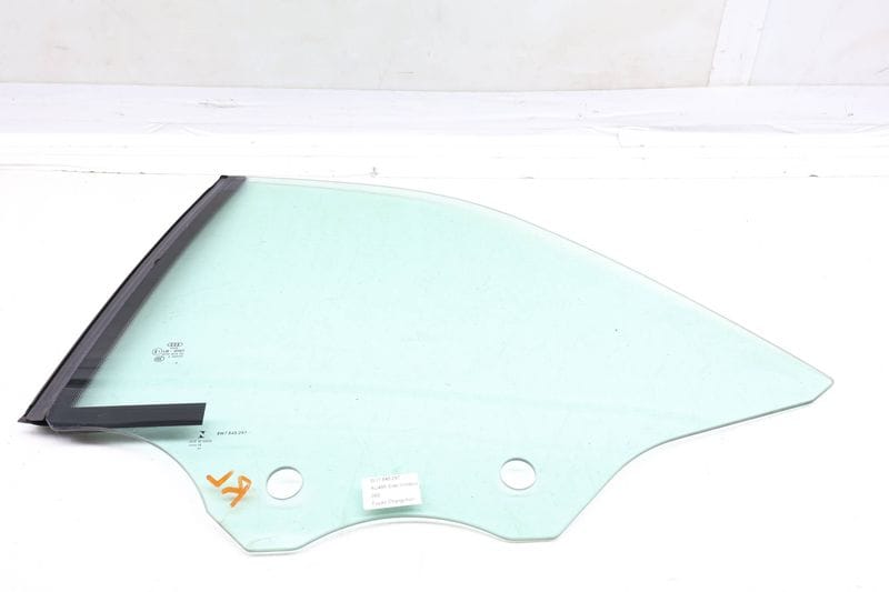Side Quarter Window / Glass 8W7845297 — Used (SKU 679173)