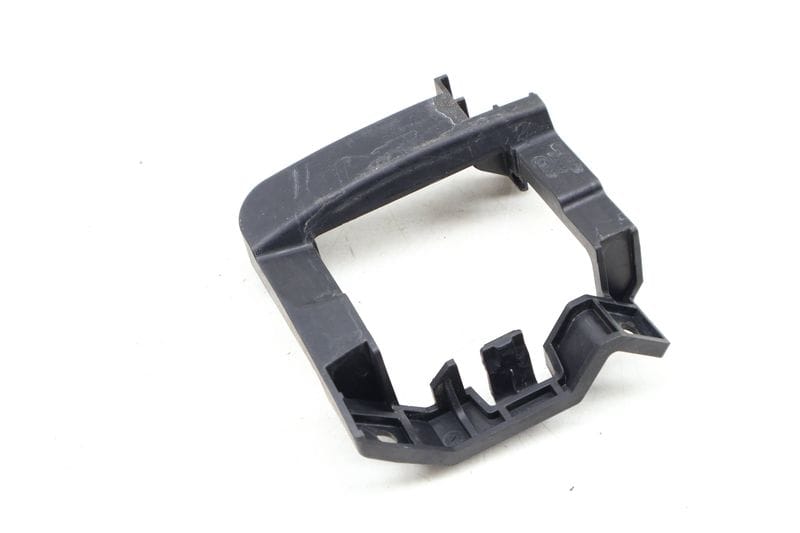 Bumper / Lane Change Assist Module Bracket 8W6907176 — Used (SKU 649096)