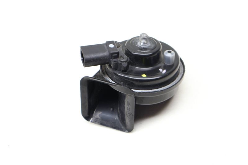 Horn (LOW Tone / FREQUENCY) 8W0951221 — Used (SKU 648869)