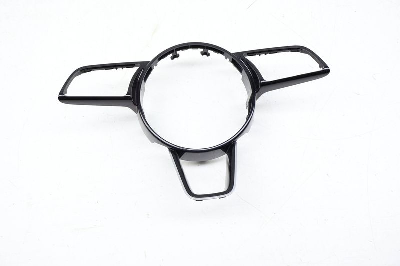 Steering Wheel Guide Ring 8W0419689 — Used (SKU 678968)