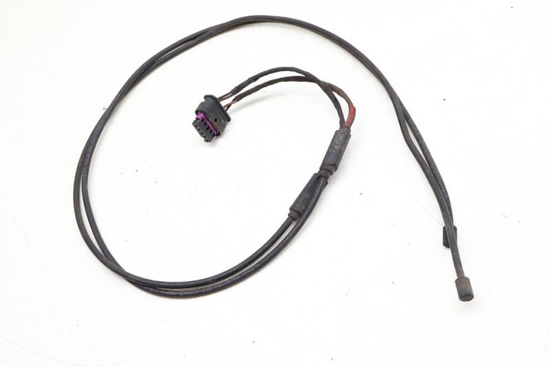 Trunk Module Wiring Connector / Sensor Line 8W0962239 — Used (SKU 649167)