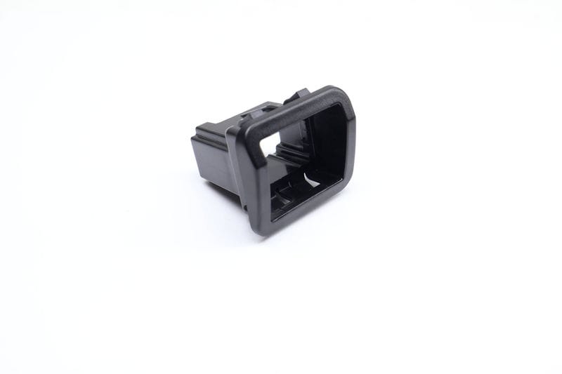 Valet Parking Switch Trim / Bezel 8XA857136 — Used (SKU 678833)