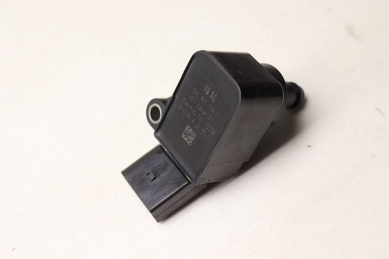 Ignition Coil / Pack 06L905110F — Used (SKU 547323)