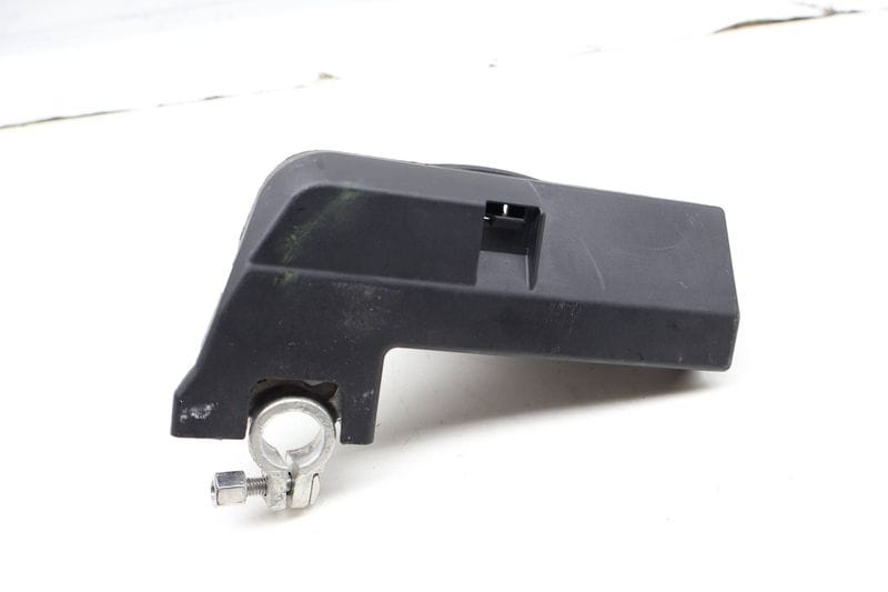 Battery Positive Terminal Fuse / Connector Block 8J0915459 — Used (SKU 718127)