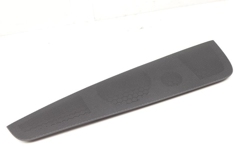 Dash Upper Center Air Vent Grille / Trim 4G8819636F — Used (SKU 590063)