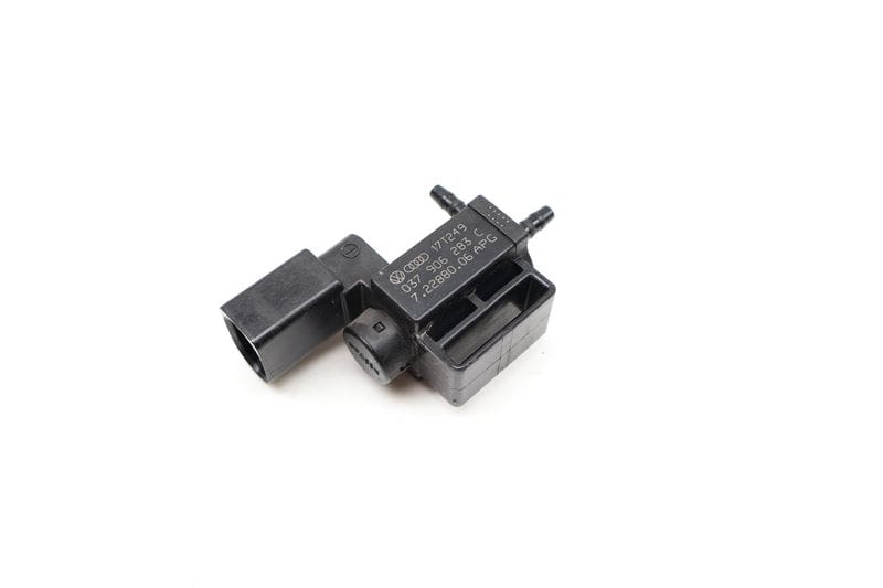 EGR Vacuum / Purge Solenoid Valve 037906283C — Used (SKU 718105)