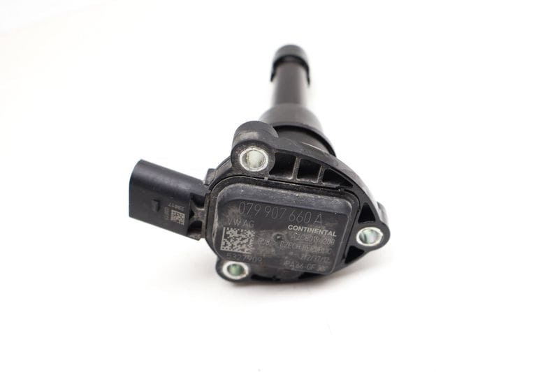 Engine Oil Level Sensor 079907660A — Used (SKU 718065)