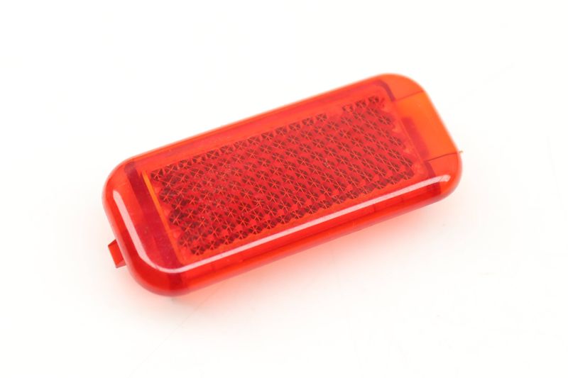 Red Door Panel Light 8P0947412 — Used (SKU 590384)