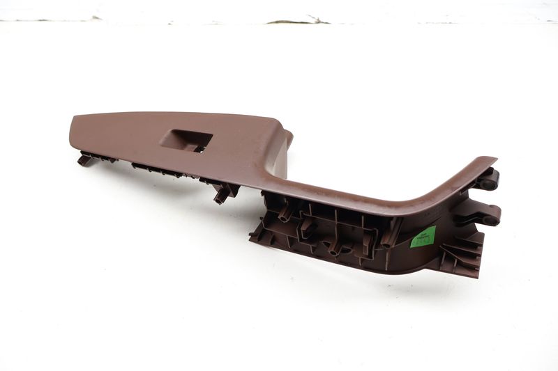 Door Panel Pull / Window Switch Trim 4G8867172B — Used (SKU 718188)