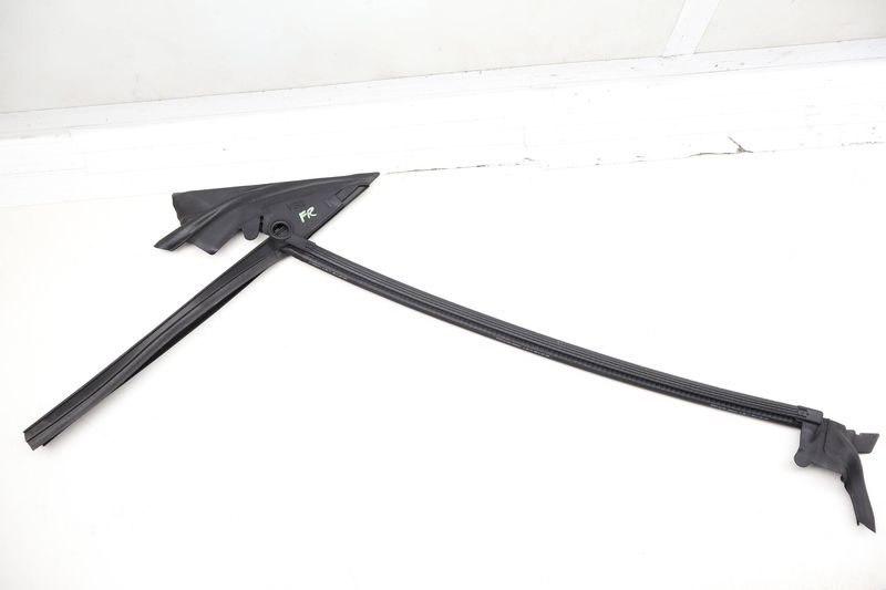 Inner Door Window Seal / Weather Stripping 4G8837480K — Used (SKU 718301)