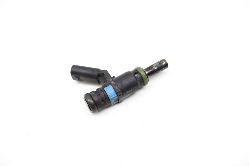 Fuel Injector 06E906031A — Used (SKU 718094)