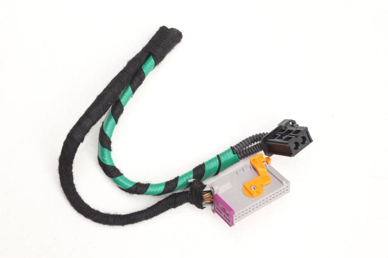 Instrument Cluster Wiring Connector / Pigtail — Used (SKU 590027)