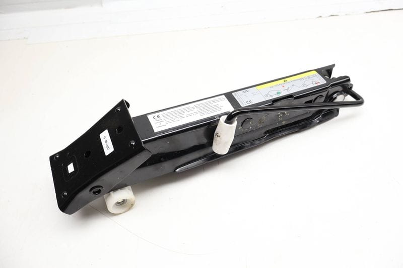 Jack 4G0011031L — Used (SKU 718309)