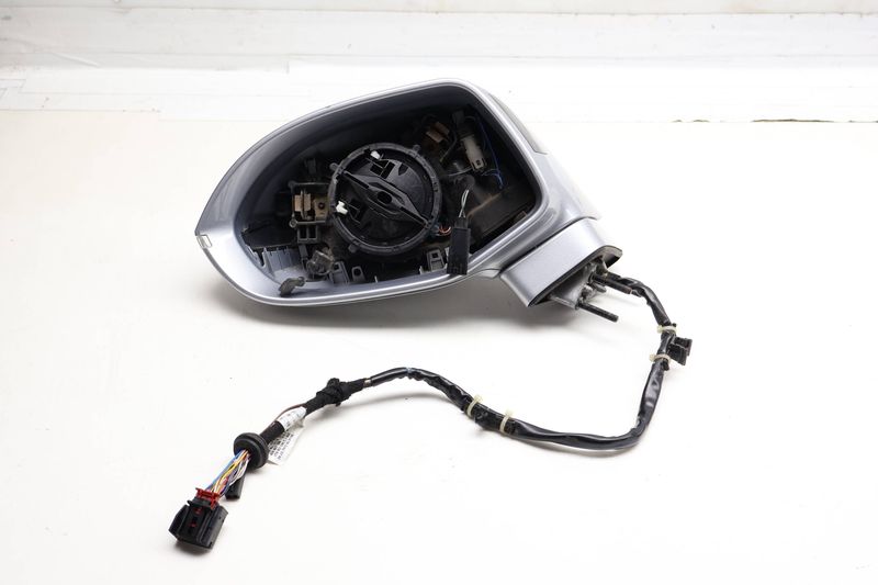 Side View Mirror w/ Memory 4G8858531AM — Used (SKU 718265)