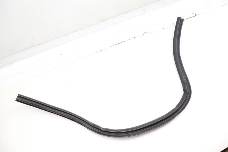 Rain Tray Seal / Weather Stripping 4G8823723A — Used (SKU 718302)