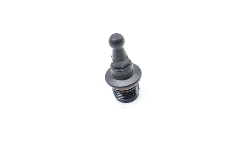 Engine / Valve Cover Plug 06J115418A — Used (SKU 665812)