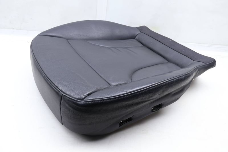 Lower Seat Bottom Cushion 8U0881405R — Used (SKU 635591)