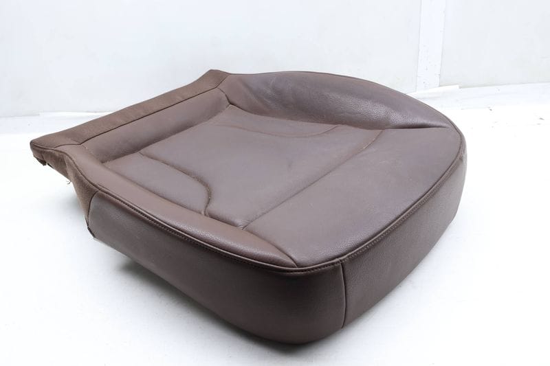 Lower Seat Bottom Cushion 8U0881405R — Used (SKU 665500)