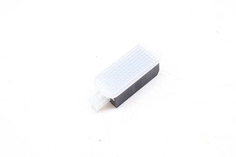 Footwell Light 8U0947415 — Used (SKU 665668)