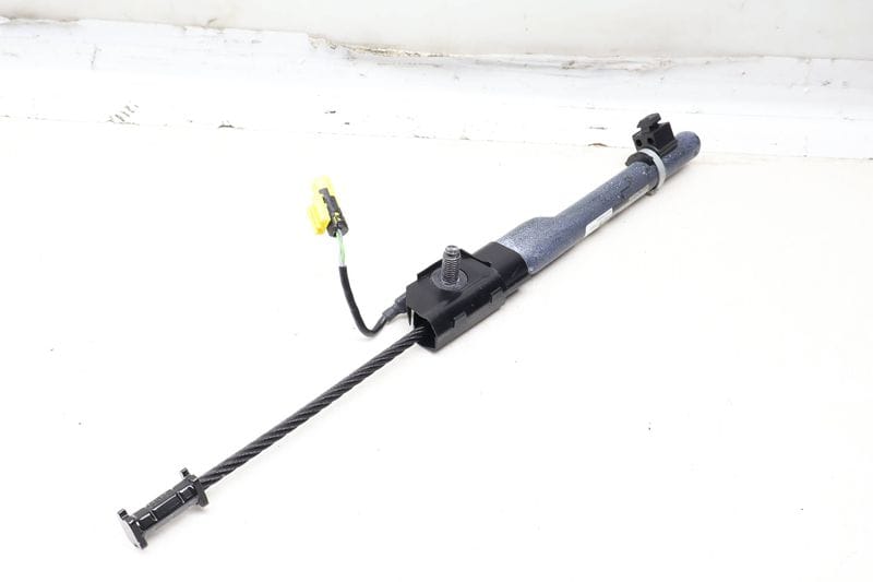 Seat Belt Tensioner 8U0857620 — Used (SKU 665575)