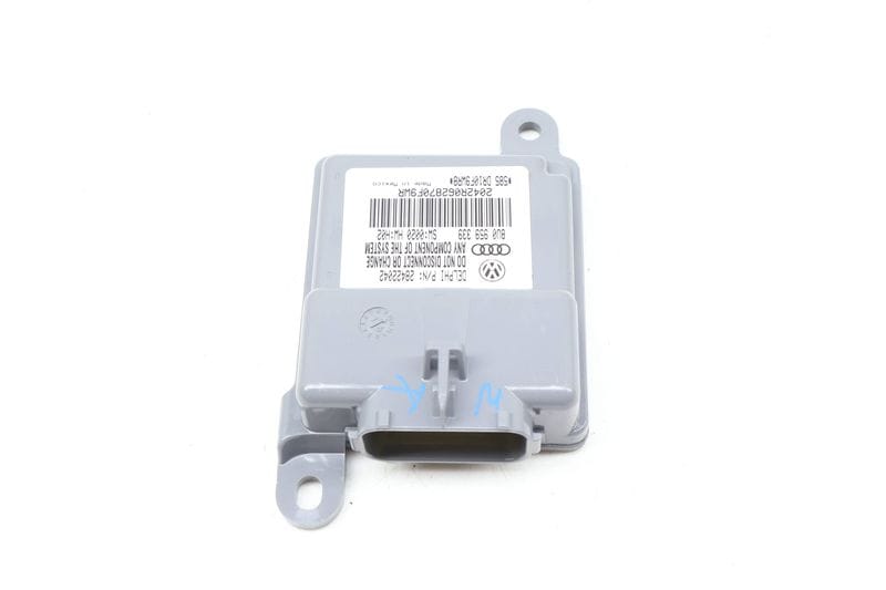 Seat Occupant Detection Module 8U0959339 — Used (SKU 665709)